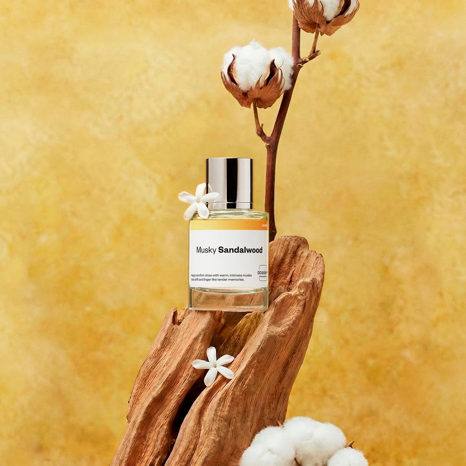 DOSSIER_MUSKYSANDALWOOD_INGREDIENTPHOTO2V1_1x1_50c44a2f-c686-4cb6-b0e8-7fa35ddf4b4e.jpg